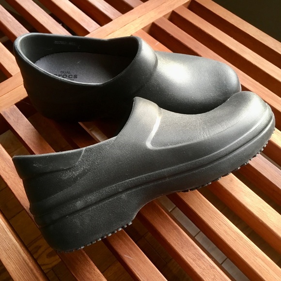 Crocs Clogs - Picture 6 of 6